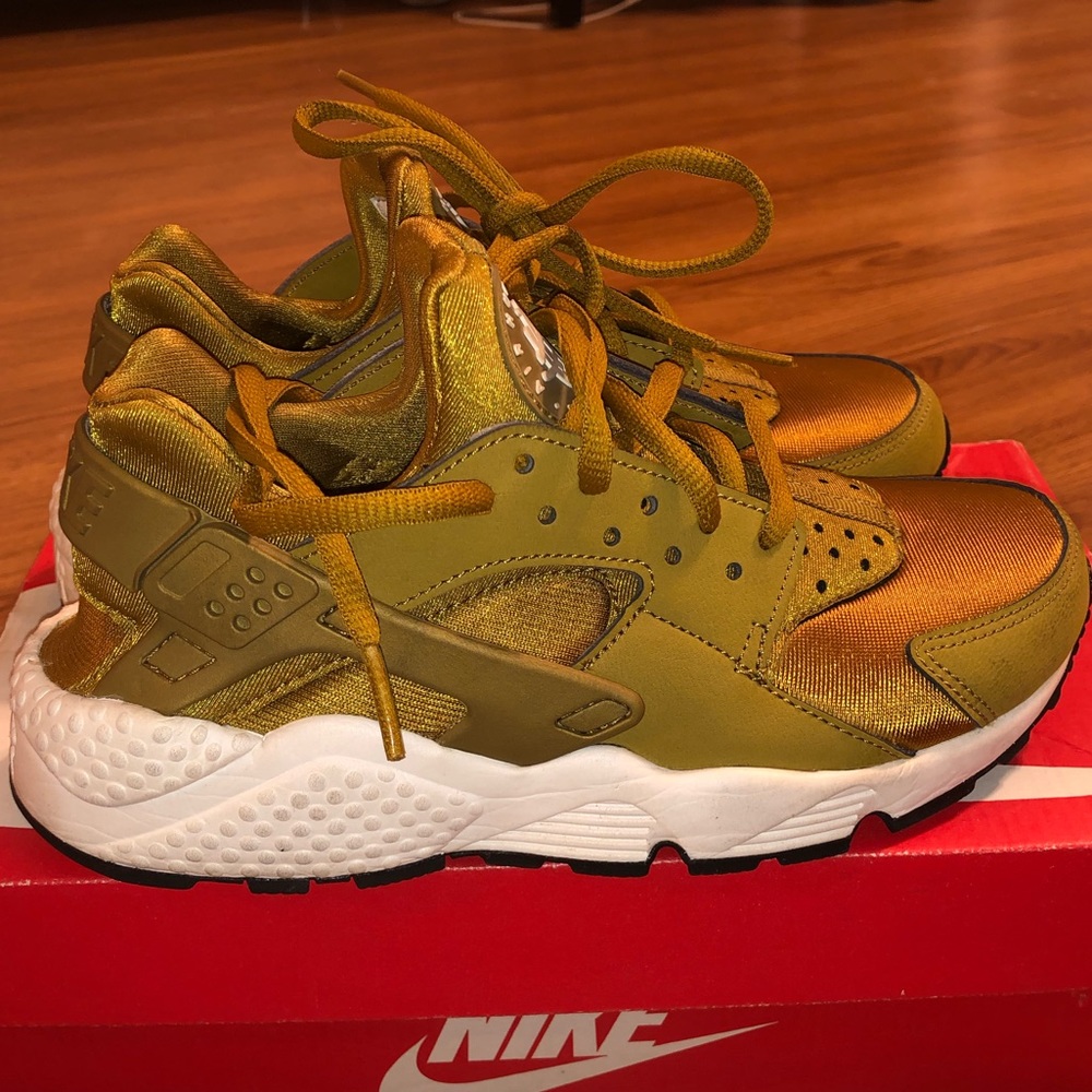 Air Hurrache Run